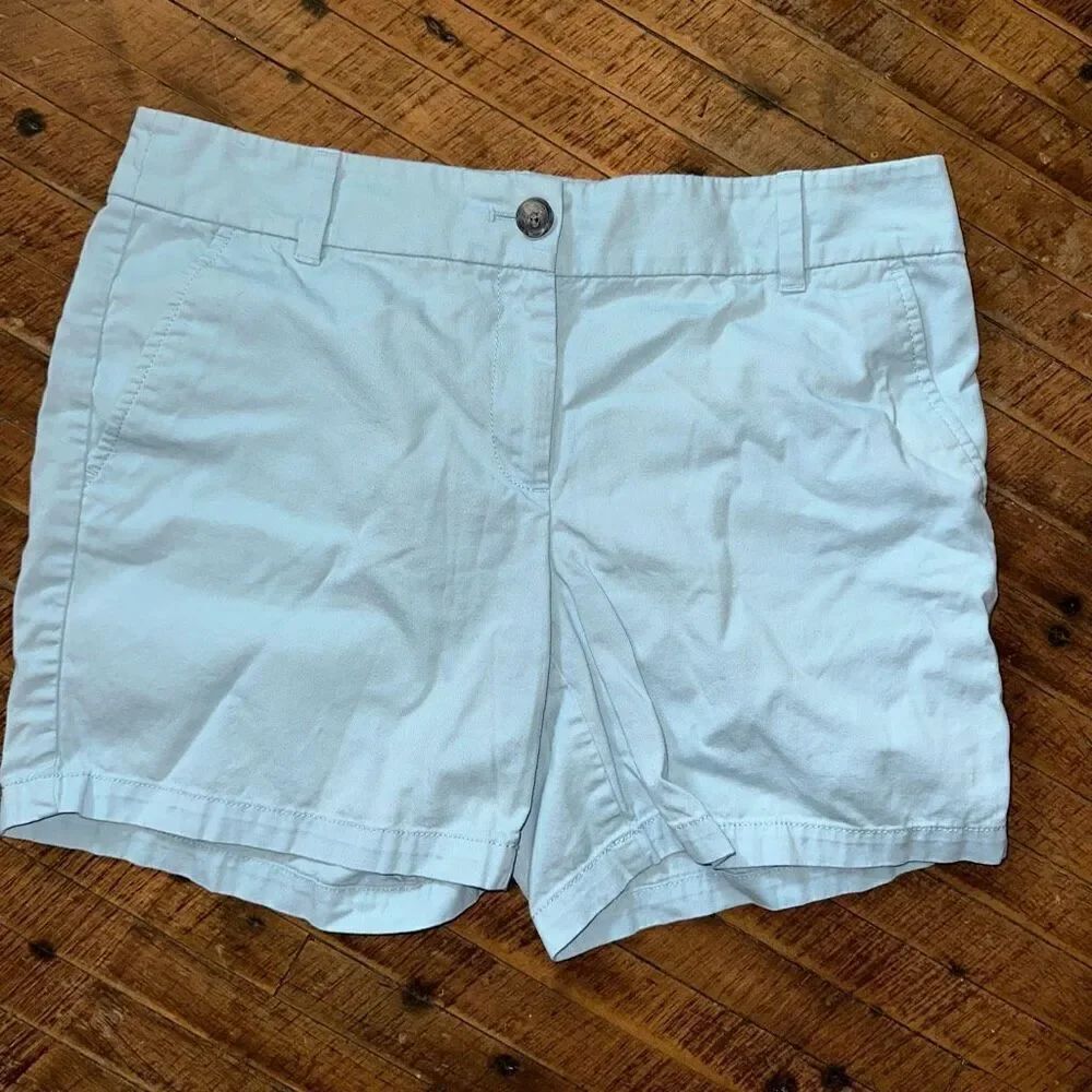 Loft blue flat front preppy size 6 6” vacationcore shorts